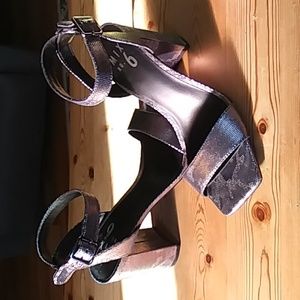 Never worn Mix no. 6 gunmetal sandals size 6